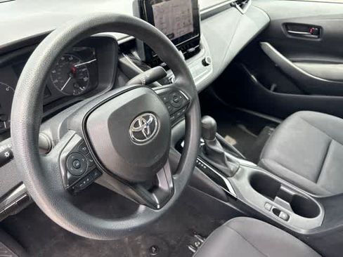 Used 2024 Toyota Corolla LE FWD image 10