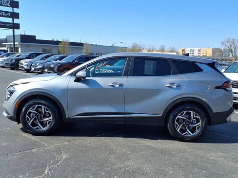 Used 2024 Kia Sportage LX image 27