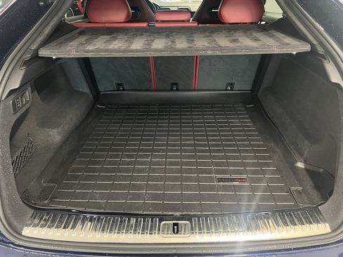 Used 2019 Lamborghini Urus AWD/4WD image 8