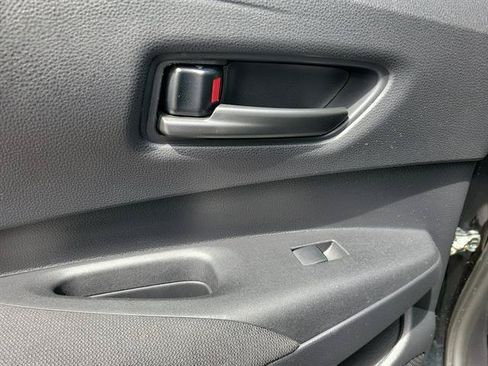 Used 2024 Toyota Corolla LE FWD image 10
