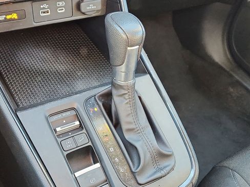 Used 2024 Honda CR-V EX image 16