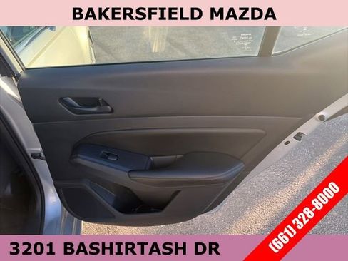 Used 2024 Nissan Altima 2.5 SV image 17