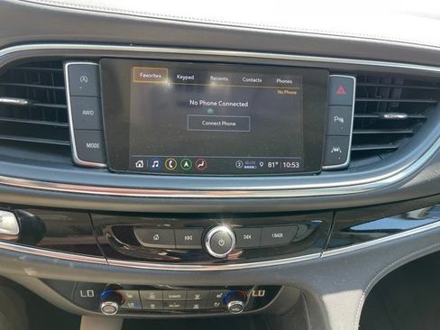 Used 2023 Buick Enclave Avenir w/ Avenir Technology Package AWD/4WD image 9