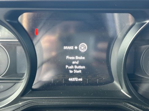 Used 2024 Jeep Wrangler Willys 4xe image 15