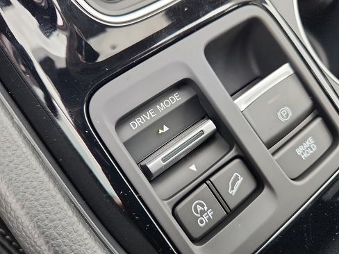New 2026 Honda Pilot Touring image 18