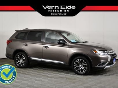Used 2018 Mitsubishi Outlander ES