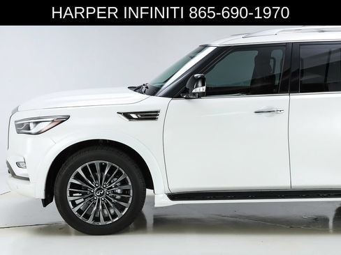 Used 2024 INFINITI QX80 Sensory AWD/4WD image 43