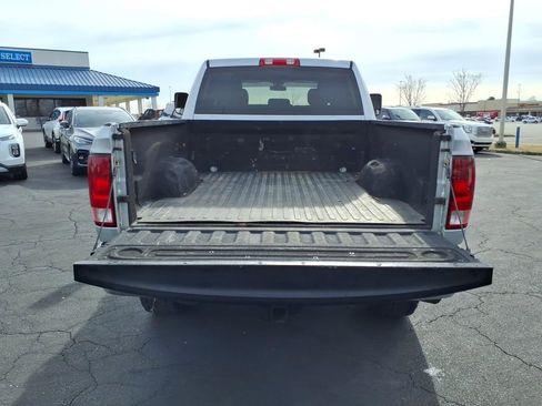 Used 2017 RAM 3500 Tradesman w/ Chrome Appearance Group image 25