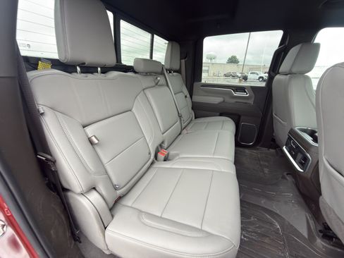 Used 2026 GMC Sierra 2500 SLT w/ SLT Premium Package AWD/4WD image 13