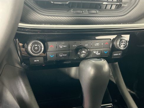 Used 2023 Jeep Compass Trailhawk AWD/4WD image 15