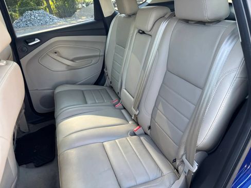 Used 2016 Ford Escape SE w/ SE Leather Comfort Package AWD/4WD image 13