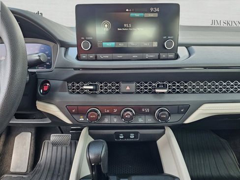 Used 2023 Honda Accord EX image 26