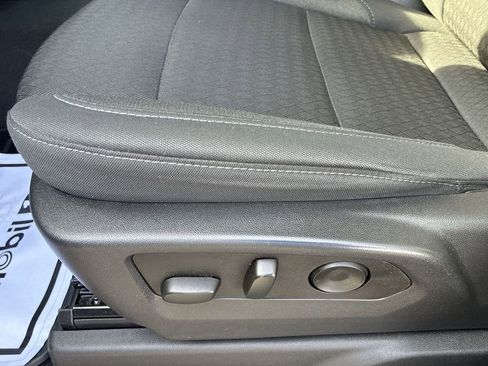 Used 2023 Chevrolet Silverado 1500 Custom Trail Boss image 12