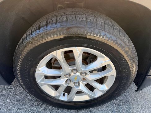 Used 2018 Chevrolet Traverse LS FWD image 28