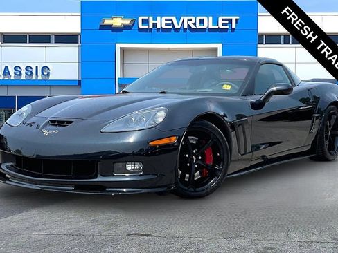 Used 2012 Chevrolet Corvette Grand Sport w/ 3LT Preferred Equipment Group RWD image 2