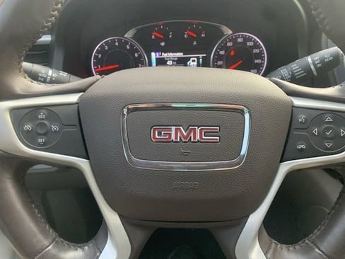 Used 2018 GMC Acadia SLT image 18