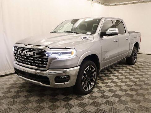 Used 2025 RAM 1500 Limited AWD/4WD image 15