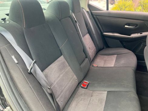 Used 2022 Nissan Sentra SR w/ Midnight Edition FWD image 20