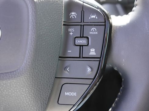 Used 2024 Toyota Prius XLE image 29