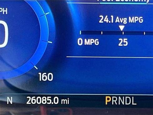 Used 2022 Ford Escape Titanium w/ Class II Trailer Tow Package image 12