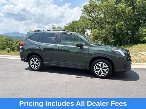 Certified 2024 Subaru Forester Premium AWD/4WD image 7