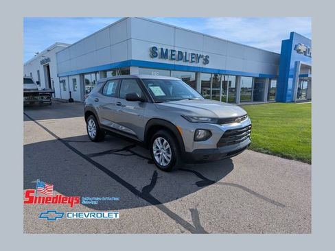 Used 2023 Chevrolet TrailBlazer LS AWD/4WD image 1