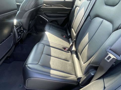 Used 2024 Jeep Grand Cherokee Limited 4xe AWD/4WD image 10