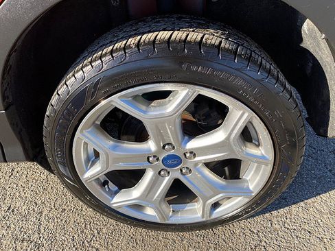 Certified 2019 Ford Escape Titanium image 13