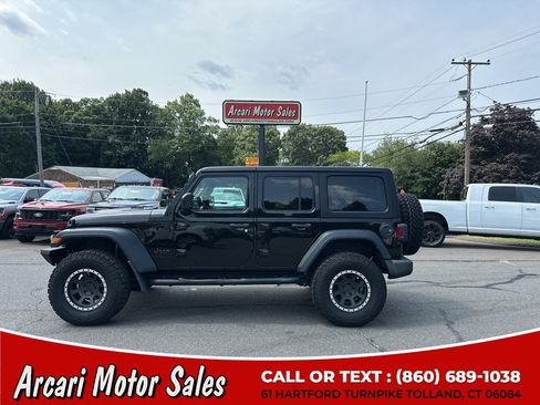 Used 2022 Jeep Wrangler Unlimited Sport AWD/4WD image 2