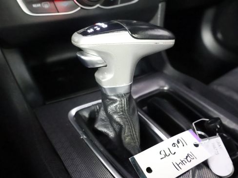 Used 2018 Dodge Charger SXT Plus RWD image 37