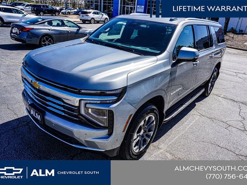 New 2026 Chevrolet Suburban LT w/ Comfort Package RWD image 17