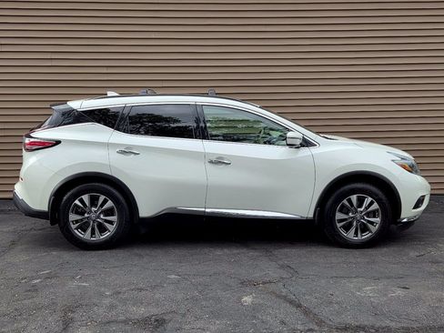 Used 2018 Nissan Murano SV AWD/4WD image 8