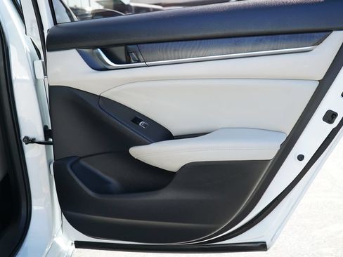 Used 2018 Honda Accord EX-L image 22