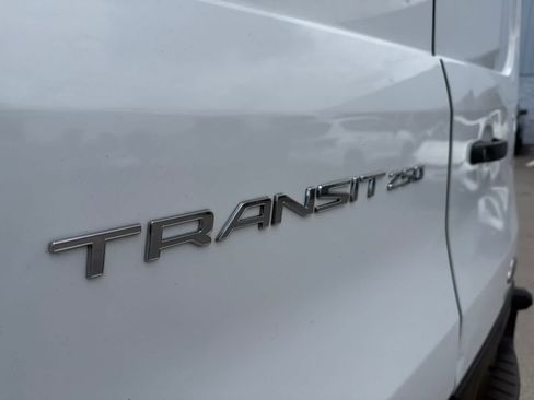 Used 2024 Ford Transit 250 148 High Roof RWD image 25