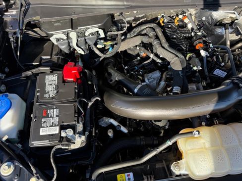 Used 2023 Ford Expedition Platinum image 12