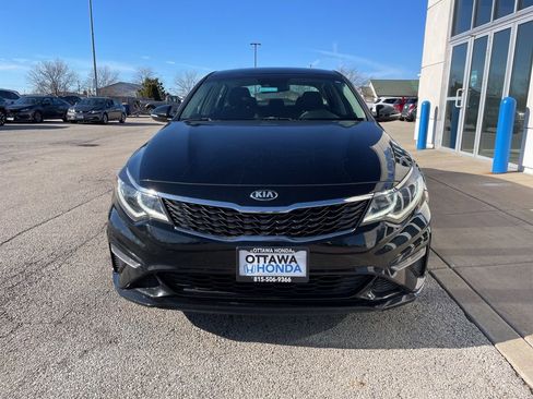 Used 2019 Kia Optima LX image 3