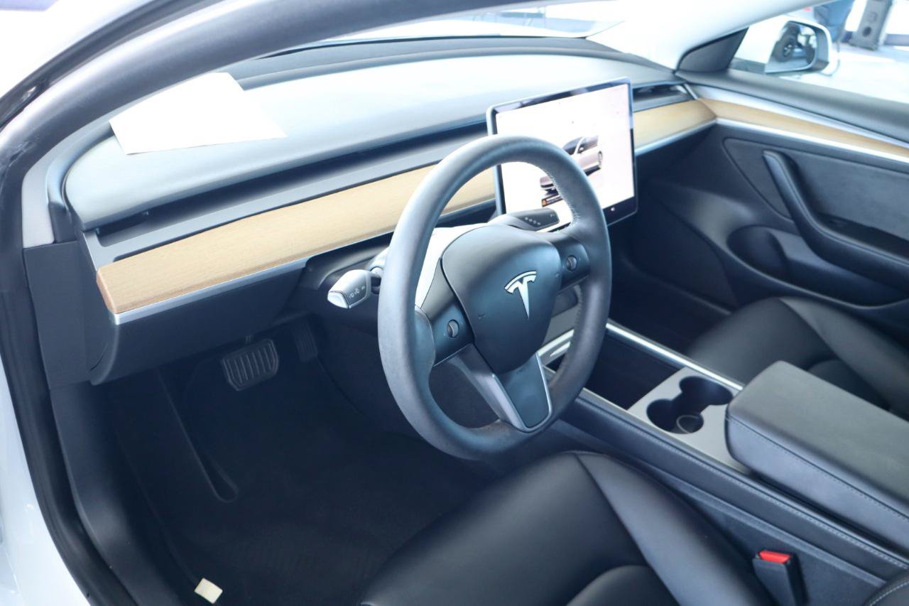 Used 2023 Tesla Model 3 Standard Range RWD image 15