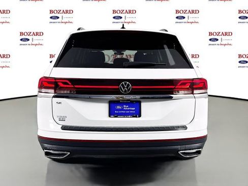 Used 2024 Volkswagen Atlas SE image 7