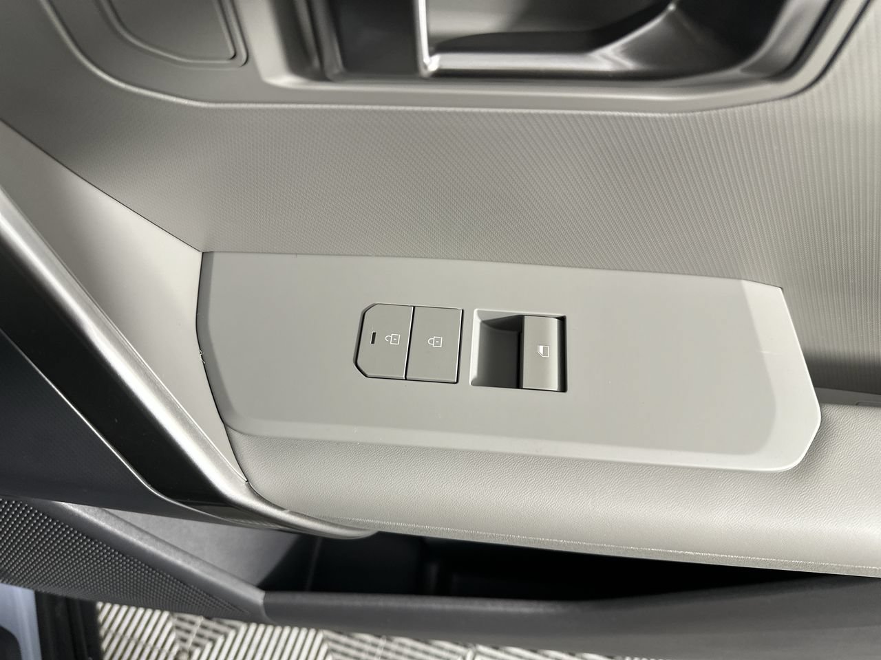 New 2027 Kia Seltos S AWD/4WD image 13