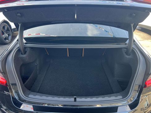 Used 2023 BMW M340i xDrive image 8