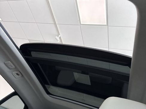 New 2026 Volvo XC40 B5 Plus w/ Protection Package Premier image 15