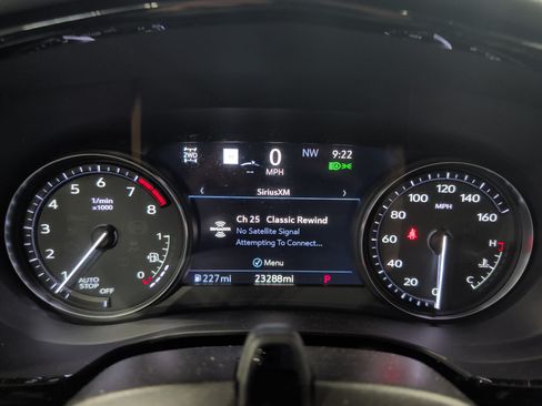 Used 2025 Cadillac XT6 Premium Luxury w/ Technology Package AWD/4WD image 9