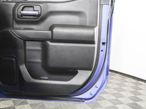 Used 2022 Chevrolet Silverado 1500 Custom Trail Boss image 38