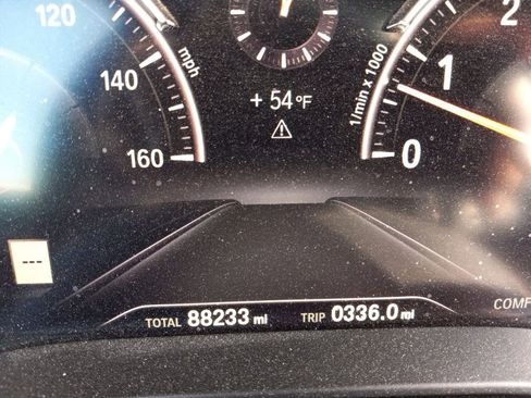 Used 2018 BMW 540i xDrive image 39