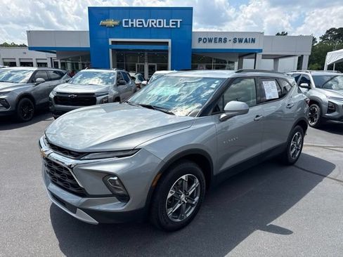 Used 2024 Chevrolet Blazer LT w/ Convenience Package FWD image 1