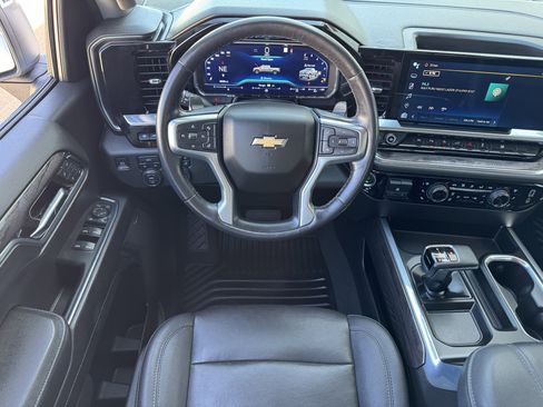 Used 2023 Chevrolet Silverado 1500 LTZ w/ Technology Package AWD/4WD image 19