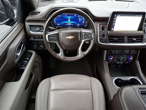 Certified 2023 Chevrolet Suburban LT image 13