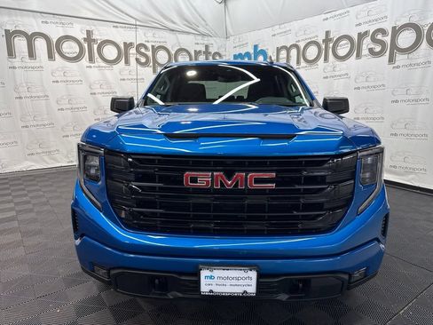 Used 2024 GMC Sierra 1500 Elevation AWD/4WD image 11