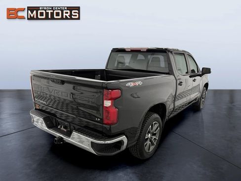 Used 2023 Chevrolet Silverado 1500 LT AWD/4WD image 6