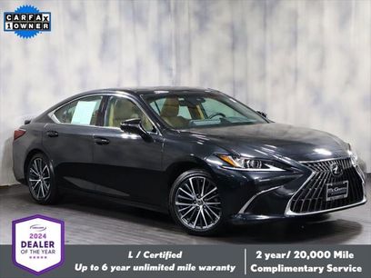 Certified 2022 Lexus ES 350 w/ Premium Package